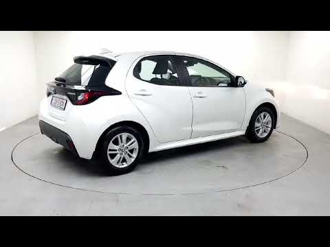 Toyota Yaris 1.5 Hybrid 5Dr Luna - Image 2