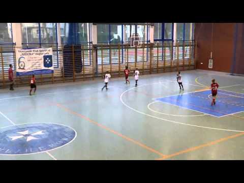 UKS Trójka Lębork - AP Dąbrowa (11.01.2015) - rocznik 2004