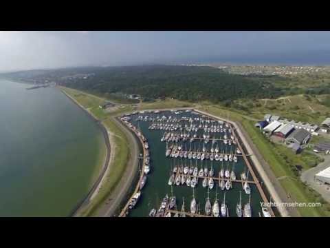Jachthaven Vlieland and lighthouse - by Yachtfernsehen.com