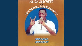 Mwari wenyasha Mwari wenyasha