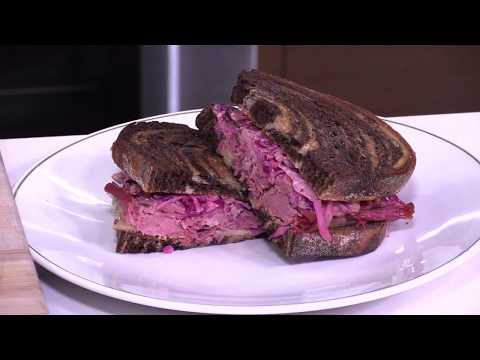 How To Make The Best Corned Beef Sandwich For St.