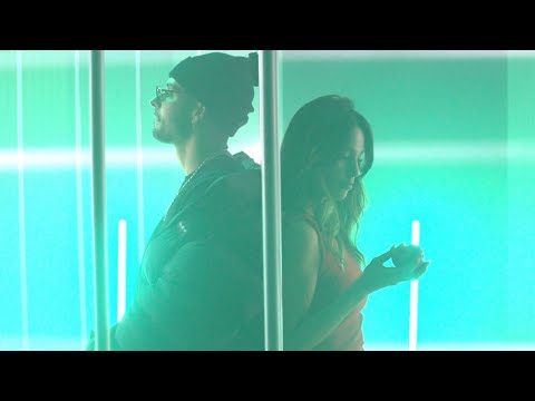 Eleká The Class - Tiki 🍎 ( Official Video )