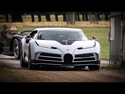 Cars arriving at London Concours of Elegance 2023