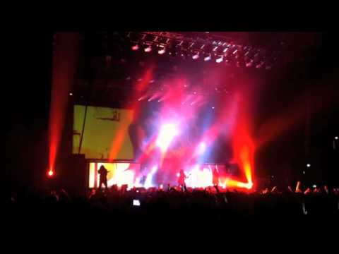 Machine Head - Dividian @ Wembley 3/12/11