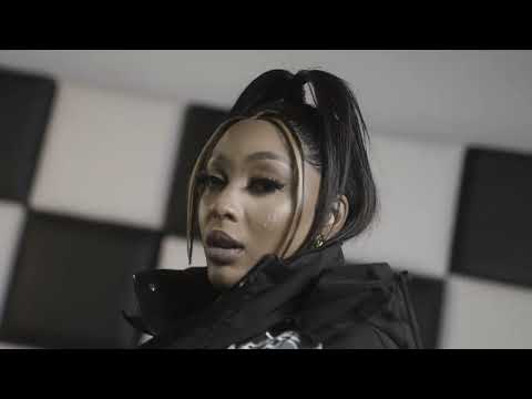 Stino le Thwenny - Snakes In The Grass (Official Music Video) feat. Nadia Nakai
