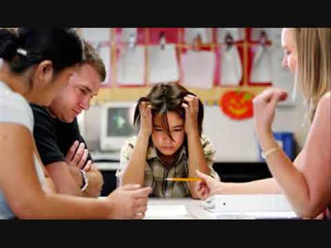 Seriozët Qesharak - Brikena