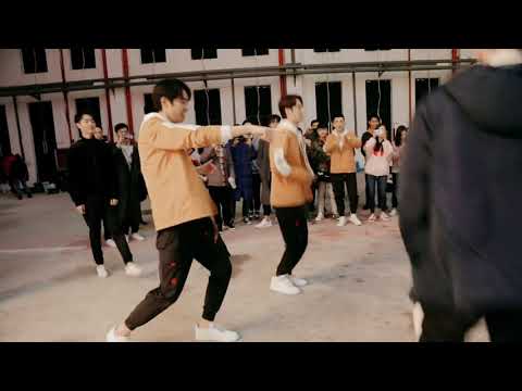 Wang Yibo - dance battle with cast of Gank Your Heart © 一颗大大菜菜瓜