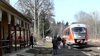 preview picture of video 'Desiro VT642 na nádraží Šluknov (CZ)'