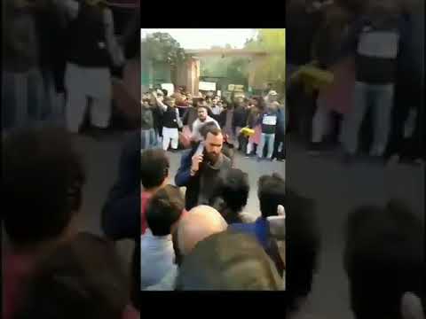 जामिया के छात्रों द्वारा लगाए नारे……अमित शाह से आज़ादी-मोदी से आज़ादी-हिन्दुओं से आज़ादी !