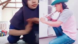 Download lagu Tik Tok #lucu,,,Tari Ular mp3 Download lagu Tik Tok #lucu,,,Tari Ular mp3