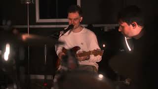 Download lagu Slow Dancing In A Burning Room (John Mayer) | Friday Cover Club #10 | School Of Popular Music mp3