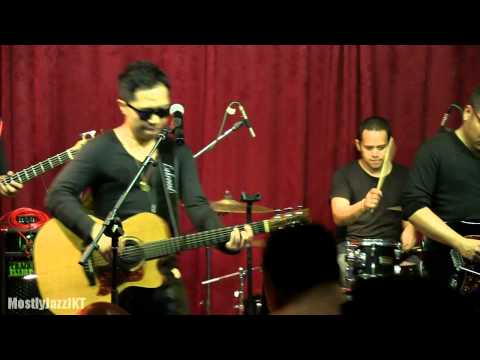 Sandhy Sondoro - Down On The Streets @ Mostly Jazz 01/05/13 [HD]