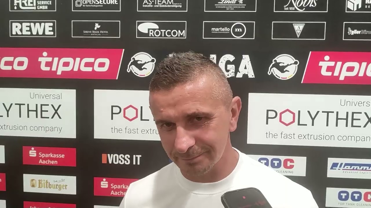  Mersad Selimbegovic – Trainer, Alemannia Aachen – intensives Spiel zum Saisonauftakt 