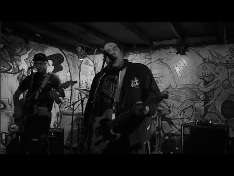 KNIVES - "KNVS" (Official Music Video)