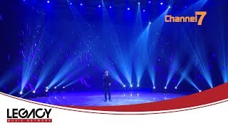 Key Lashi - Holding Me Back (Live)