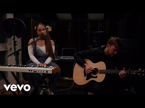 Aida Lae - Heartbroke (Acoustic)