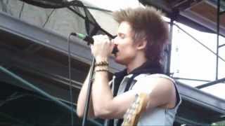 Abandon All Ships - Less Than Love (Live at Scenefest 2012) HD
