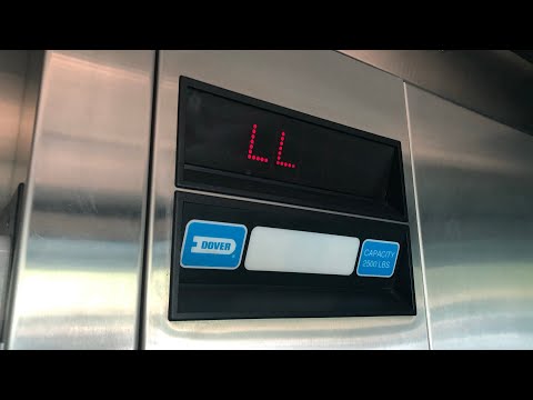 [EL] Scenic 1994 Dover Impulse Hydraulic Elevator at Concord Medical Mall (Concord, NC)