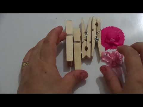 paso a paso de como decorar una pinza de ropa de madera para pisapapeles