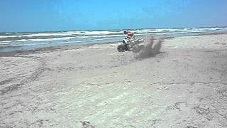 preview picture of video 'Yamaha Raptor 700 zerinho na praia'