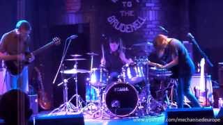 Esben & The Witch - 'No Dog' (Live)