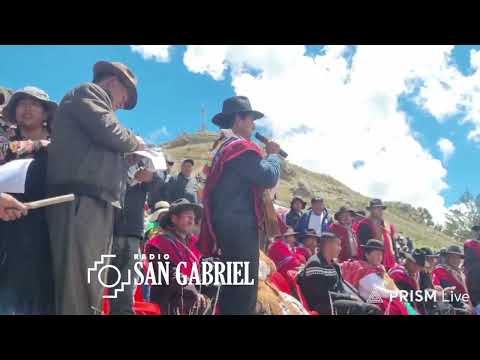 GRAN CABILDO EN ACHACACHI DONDE AUTORIDADES ORIGIINARIAS ANALIZAN EL DECRETO 5503