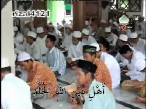 Al Muqtashidah Langitan - Ya Ma'hadi