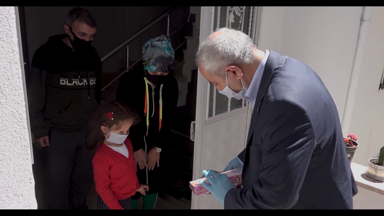 Başkan Büyükgöz Minik Miray’ı Sevindirdi