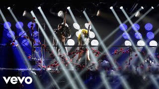 Lady Gaga - Black Jesus † Amen Fashion (Live at Roseland Ballroom) Legendado