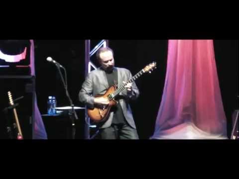 Daryl Stuermer - Freeway Jam (Live @ Fox Cities PAC 04/25/14)