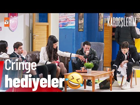 ''Siz ne anlarsınız romantizmden?'' - Kardeşleri 116. Bölüm