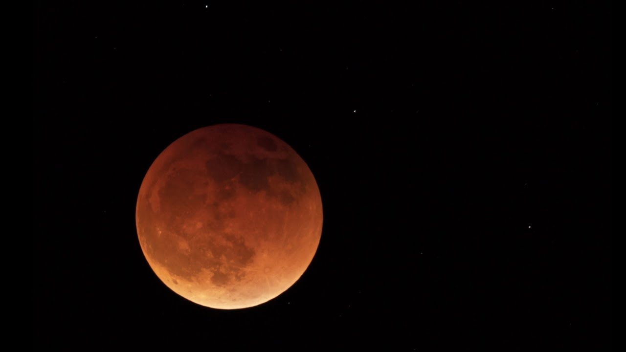 Last total lunar eclipse for 3 years to hit skies Tuesday
