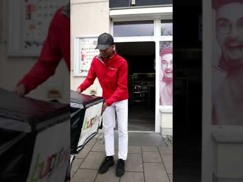 So schnell geht frisch: unser burgerme Lieferdienst bringt Dir Deine individuell zusammengestellte Mahlzeit innerhalb von 25 Minuten nach Hause oder zur Arbeit! Damit Dein Essen immer wie gerufen kommt!