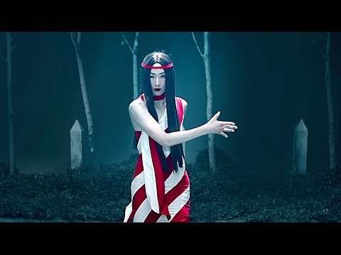 鄭秀文 Sammi Cheng - 犀利 MV [Official] [官方]