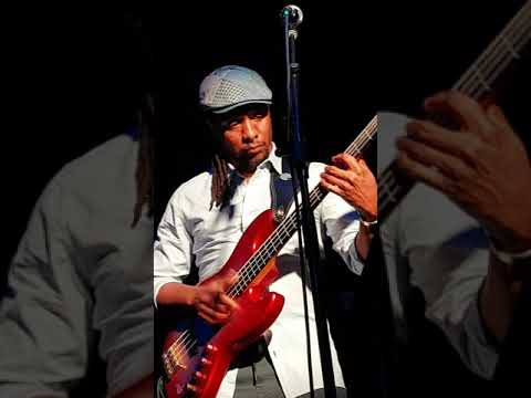 Stephane Castry solo with Kellylee Evans