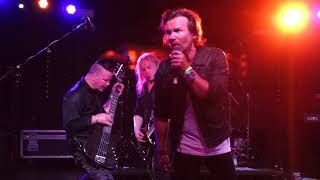 Brother Firetribe - Give Me Tonight (Live In Glasgow 2018)