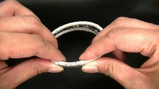 How to open our bracelet with Round Fit Clasp