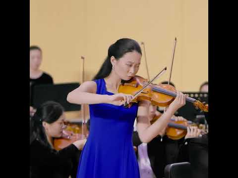 Spanish heritage composer Édouard Lalo in Symphonie Espagnole for Violin and Orchestra.