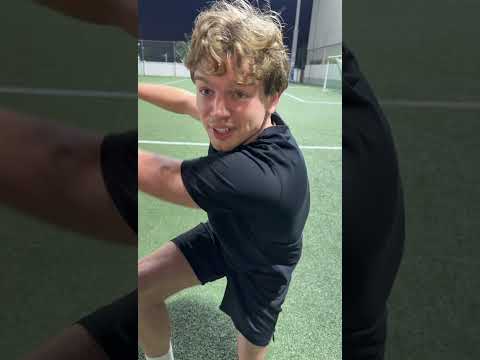 فلوق كرةقدم 😂😂😂😂 #أحمد_الخطيب #اكسبلور