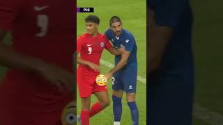 Download lagu What is he grabbing?! Kudos to Ikhsan for staying professional! | FAS Tri Nations Series #shorts mp3