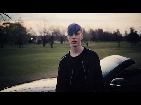 Seven Kayne - Tres Rosas (Shot by Ballve)