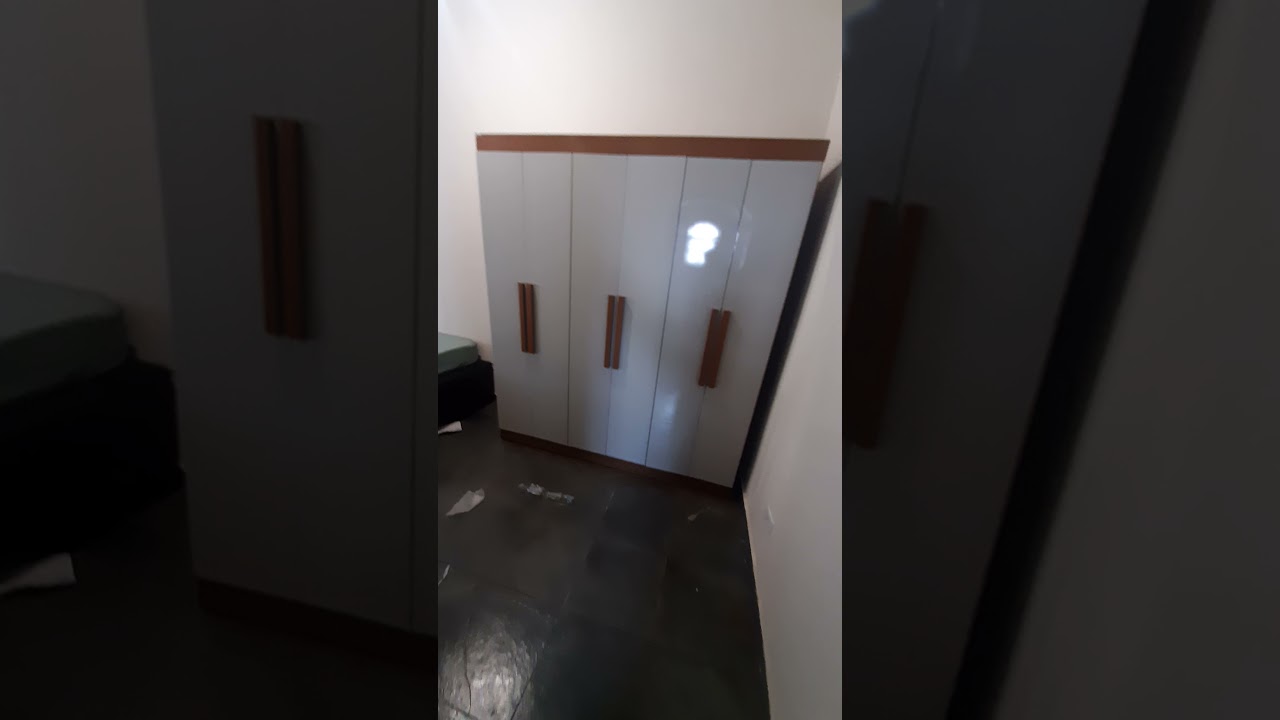 Guarda roupa Rufato 6 portas