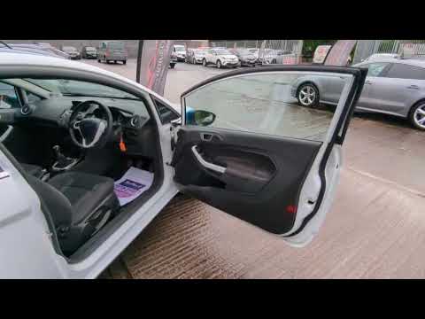 Ford Fiesta white Edition 1.25 Zetec 5 Speed Man - Image 2