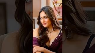 Download lagu Mrunal Thakur🔥💜looks so stunning in Son of Sardaar 2 scene|The Unseen Shorts mp3