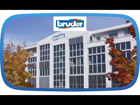 BRUDER ekskavatorius CAT, 02483 video