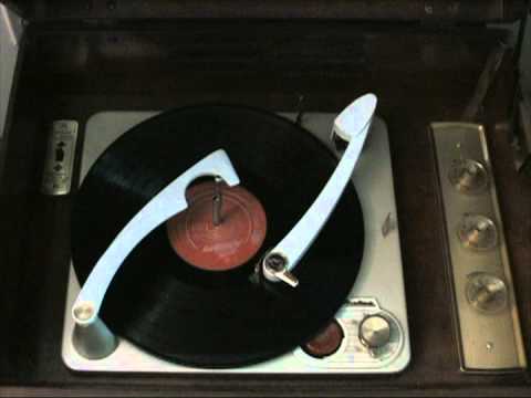 ALVIN'S HARMONICA -- DAVID SEVILLE AND THE CHIPMUNKS