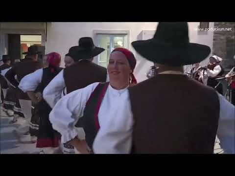 Folklorni ansambl narodnih plesova i pjesama Zora predstavio publici raskoš hrvatske baštine