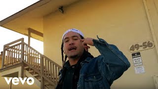 Dezzy Hollow - Stamina (Official Video)