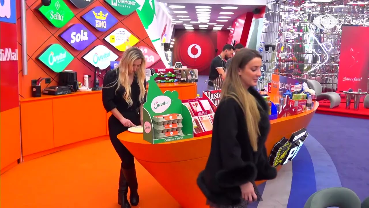 S'ka shance të qaj apo të prekem/ Keijsi bisedon me Lornën dhe Juelën