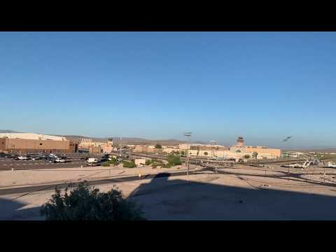 Navy Pilots put on a show! Low Jet Flyby!